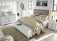 B777 ASHLEY KANWYN QUEEN BEDROOM GROUP